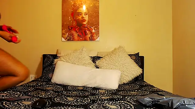 xxcougarfunxx online show from October 12, 7:33 am