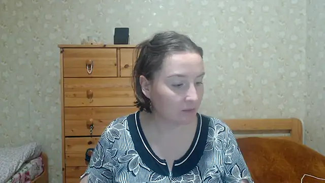 Snapshot of Smart_Rose chatting on September 28, 7:30 pm Smart Rose online show from September 28, 7:30 pm