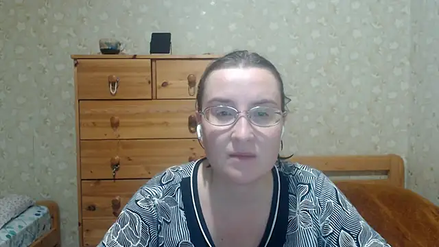 Snapshot of Smart_Rose chatting on October 10, 12:59 am Smart Rose online show from October 10, 12:59 am