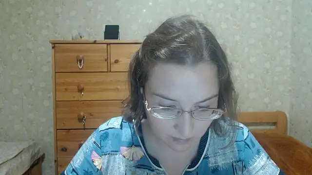 Snapshot of Smart_Rose chatting on October 30, 8:21 pm Smart Rose online show from October 30, 8:21 pm