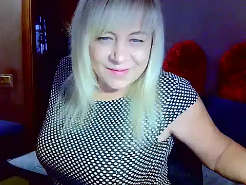 Snapshot of AgoniA7 chatting on October 29, 4:28 am AgoniA7 online show from October 29, 4:28 am