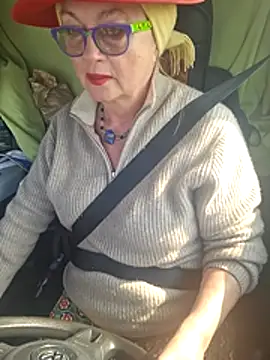 MucMilf59 online show from March 22, 9:26 am