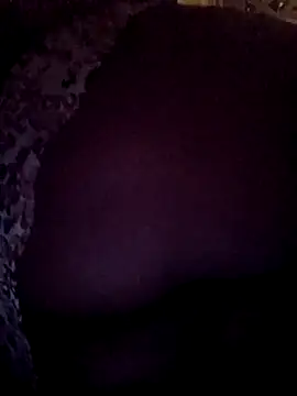 Xochillovemoney2 online show from April 8, 3:58 pm