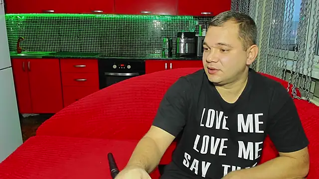 sladkayapara2019 online show from November 11, 6:09 am