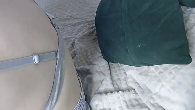 Kiradoll27 online show from October 28, 9:59 am