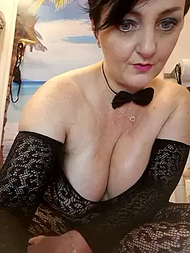 Snapshot of lucillabollente chatting on October 1, 6:07 am lucillabollente online show from October 1, 6:07 am