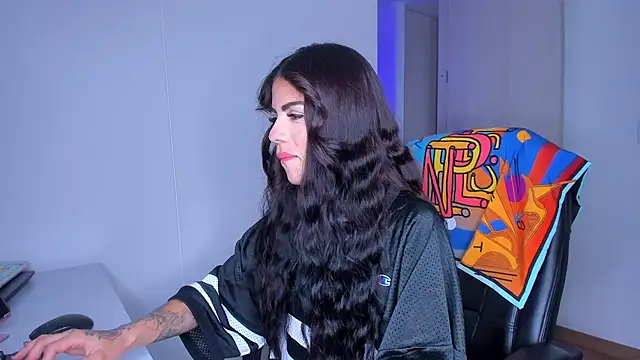 Lisegg  online show from March 25, 1:03 pm