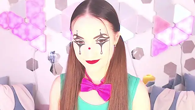 Snapshot of LexiKiss chatting on October 7, 11:47 am LexiKiss online show from October 7, 11:47 am