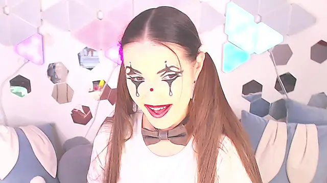 LexiKiss online show from January 6, 10:57 pm