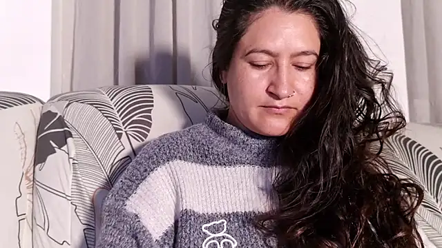 DeesseLuxure online show from March 27, 6:26 am