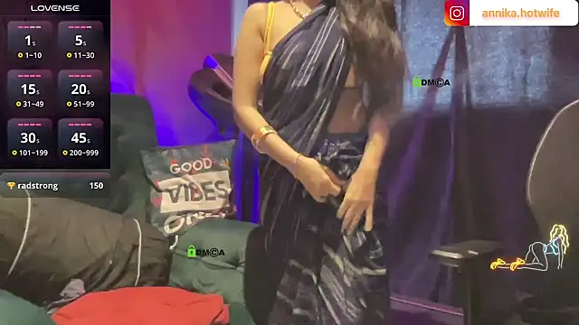 GoddessRaani online show from December 18, 5:12 am