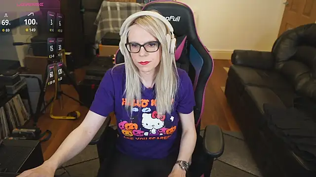 Snapshot of KelseyCobalt chatting on October 1, 11:20 pm KelseyCobalt online show from October 1, 11:20 pm