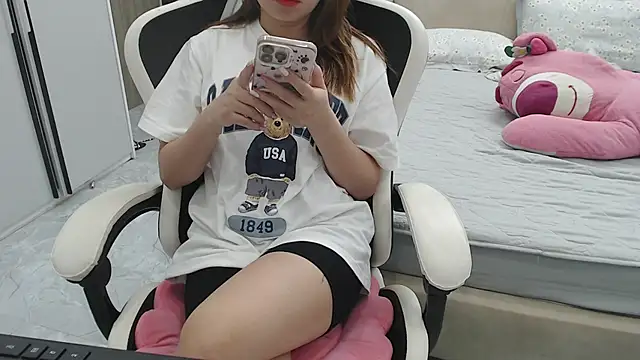 Snapshot of Hanako_love chatting on October 11, 9:28 pm Hanako love online show from October 11, 9:28 pm