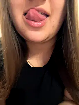 Snapshot of Jane_BBW chatting on October 17, 9:34 am Jane BBW online show from October 17, 9:34 am