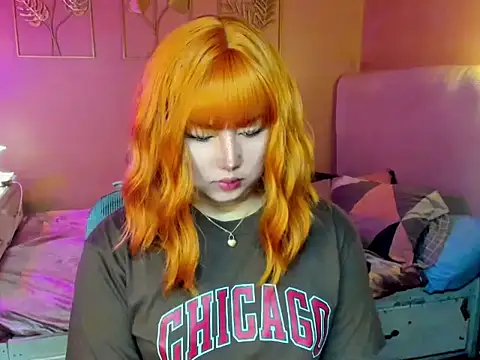 Snapshot of Alicia_Rose69 chatting on October 3, 4:17 am Alicia Rose69 online show from October 3, 4:17 am