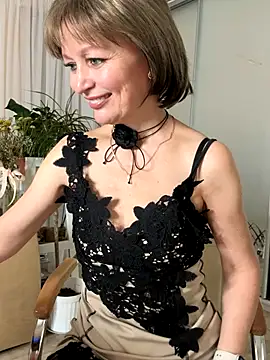 Snapshot of Melljoy chatting on October 23, 4:24 pm Melljoy online show from October 23, 4:24 pm