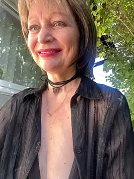 Snapshot of Melljoy chatting on September 22, 7:18 am Melljoy online show from September 22, 7:18 am