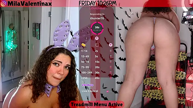 Snapshot of MilaValentina chatting on November 1, 2:27 am MilaValentina online show from November 1, 2:27 am