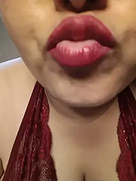 naughtymadam online show from July 7, 6:47 am