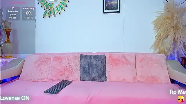 latinwondercockts online show from September 16, 12:29 am