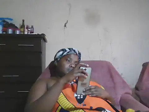 sexybigboobz online show from November 11, 3:20 pm