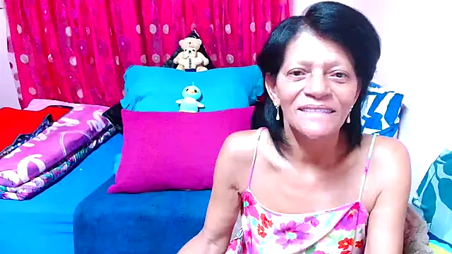 Snapshot of SLUTTYROXY chatting on October 25, 5:42 pm SLUTTYROXY online show from October 25, 5:42 pm