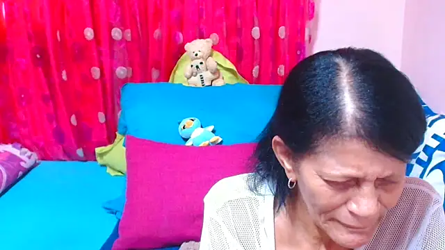 SLUTTYROXY online show from March 26, 9:22 am