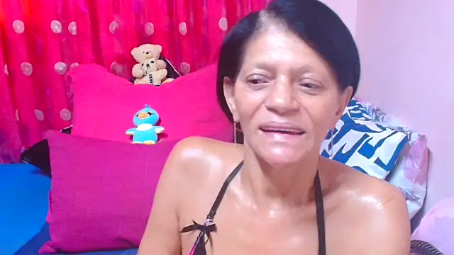 SLUTTYROXY online show from March 9, 8:17 am