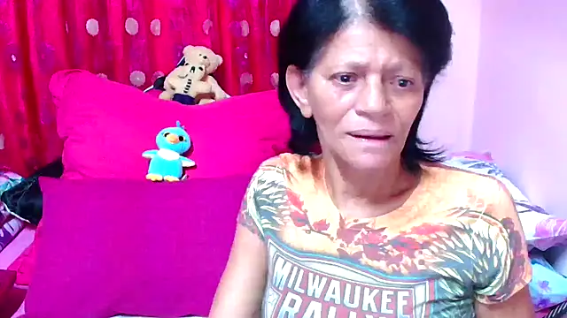 Snapshot of SLUTTYROXY chatting on October 4, 6:56 pm SLUTTYROXY online show from October 4, 6:56 pm