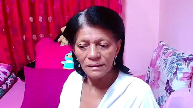 Snapshot of SLUTTYROXY chatting on October 12, 8:44 pm SLUTTYROXY online show from October 12, 8:44 pm