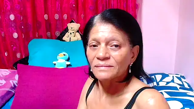 Snapshot of SLUTTYROXY chatting on September 29, 4:06 am SLUTTYROXY online show from September 29, 4:06 am