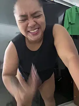 yanza2002 online show from March 17, 10:47 pm