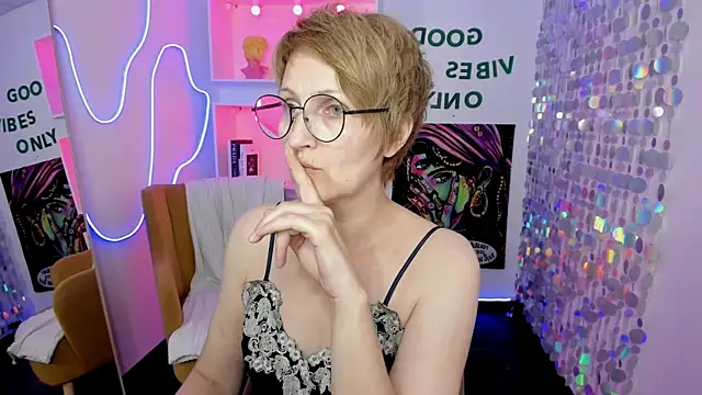 Paris Cherry online show from July 29, 5:57 pm