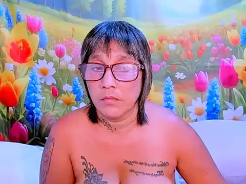 indianroxy online show from January 7, 6:00 pm