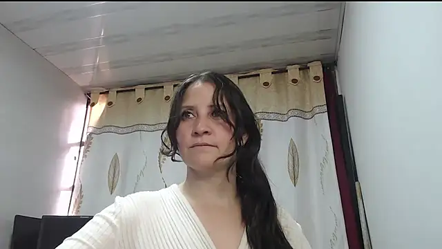 Snapshot of angel_sw chatting on September 17, 1:42 pm angel sw online show from September 17, 1:42 pm