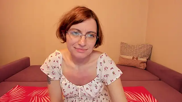 Snapshot of MarilynDream chatting on October 13, 10:34 pm MarilynDream online show from October 13, 10:34 pm