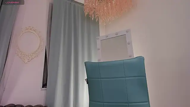 LilianKroft online show from April 16, 11:54 am