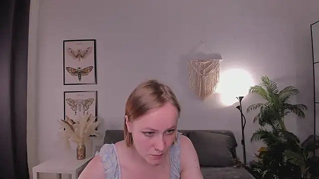 LilianKroft online show from April 28, 12:53 pm