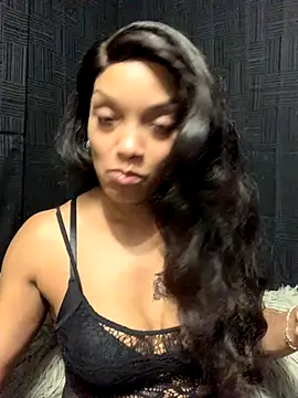 Snapshot of Rakiyahcharms chatting on October 23, 11:44 pm Rakiyahcharms online show from October 23, 11:44 pm