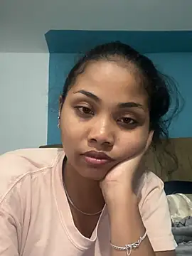 naya86 online show from April 10, 2:45 pm