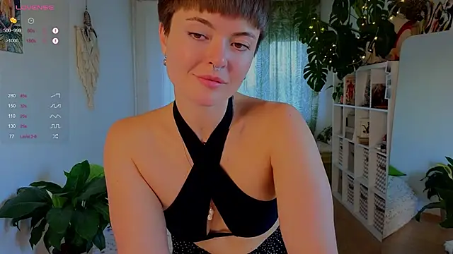 Snapshot of lana_sky chatting on September 30, 2:33 pm lana sky online show from September 30, 2:33 pm