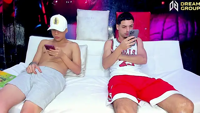 Snapshot of AmazingPartys chatting on October 19, 8:22 pm AmazingPartys online show from October 19, 8:22 pm