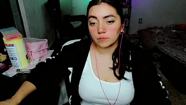 CuteCumSlut666 online show from September 17, 8:18 pm