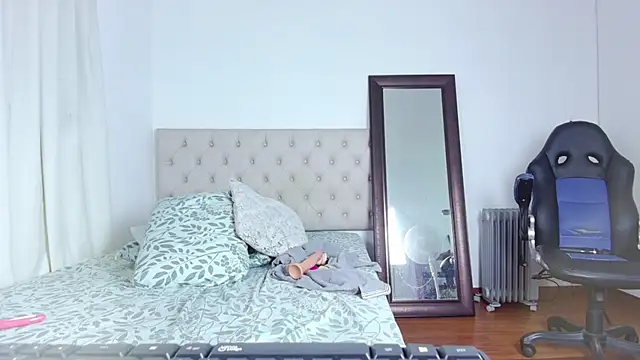 ms freyax online show from February 14, 11:18 pm