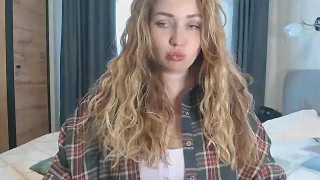 xxkristinaxx online show from April 10, 12:22 pm