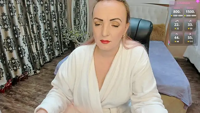 AnneRainn online show from October 2, 8:36 pm