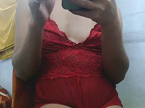 Snapshot of nica20 chatting on October 31, 2:10 pm nica20 online show from October 31, 2:10 pm