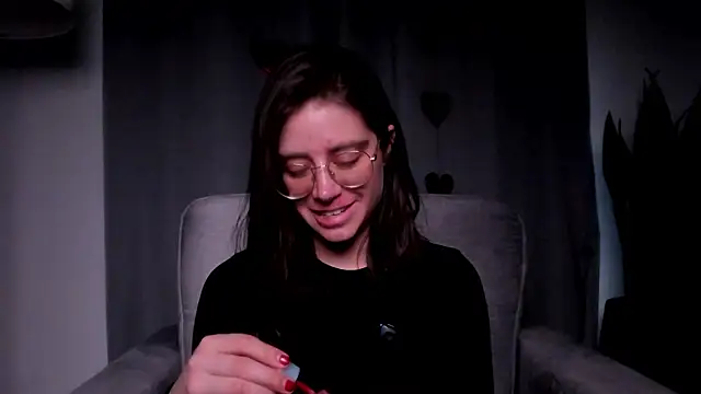 HazelKush online show from February 12, 11:17 pm