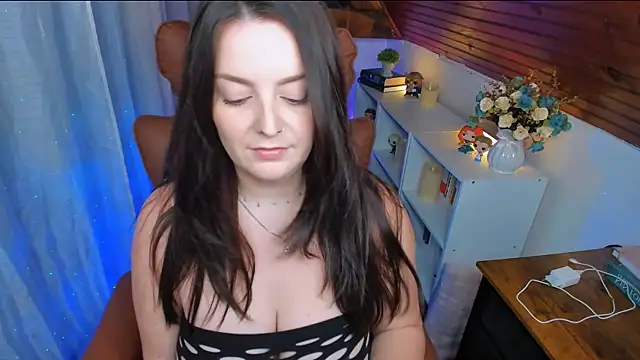 ErinMarshall online show from October 20, 1:58 pm