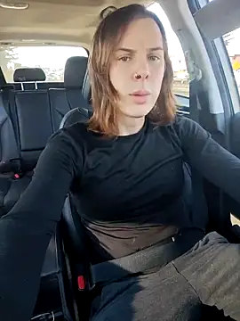 TsSnailGirl69 online show from September 26, 11:34 pm